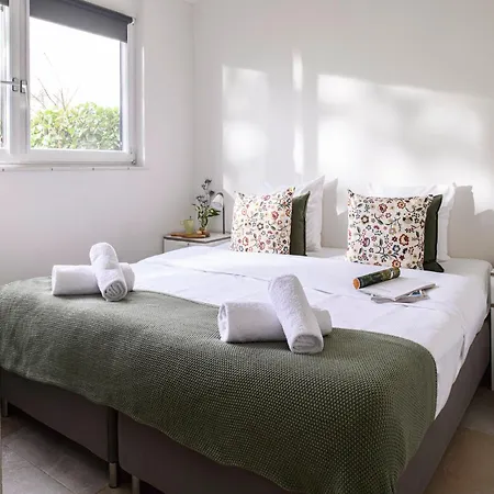 別荘 Comfort In Near Amsterdam ロースドレヒト